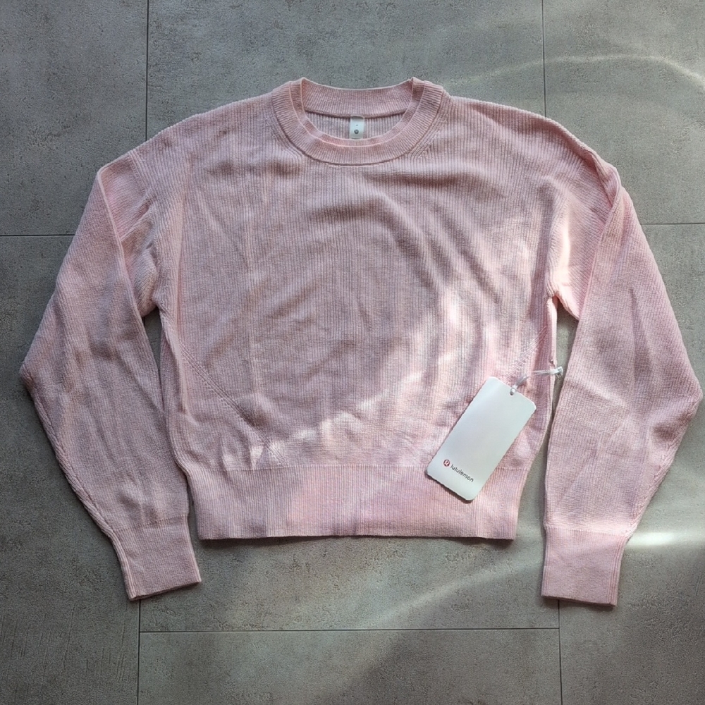 lululemon athletica Pale Pink Crewneck Sweater New With Tags Size 4